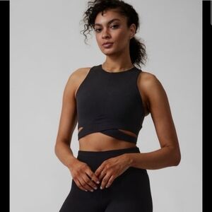 Athleta Black Conscious Crop Cut Out Sports Bra A-C Cup Medium NEW